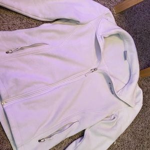 Woman’s Off white Columbia zip up